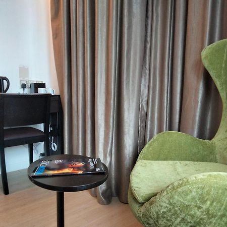 Centrestage Pj By Homebrickz Petaling Jaya Dış mekan fotoğraf